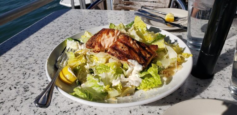 salad with grilled salmon 1 768x374